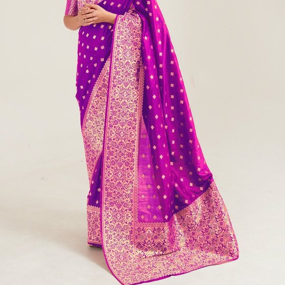 JHEAPS VIOLET PREMIUM FLORAL DESIGNER SILK SAREE - Picture 2 of 6